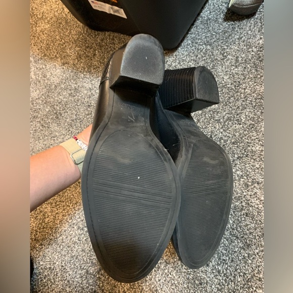 Simply Vera Wang heeled boot - Picture 5 of 6